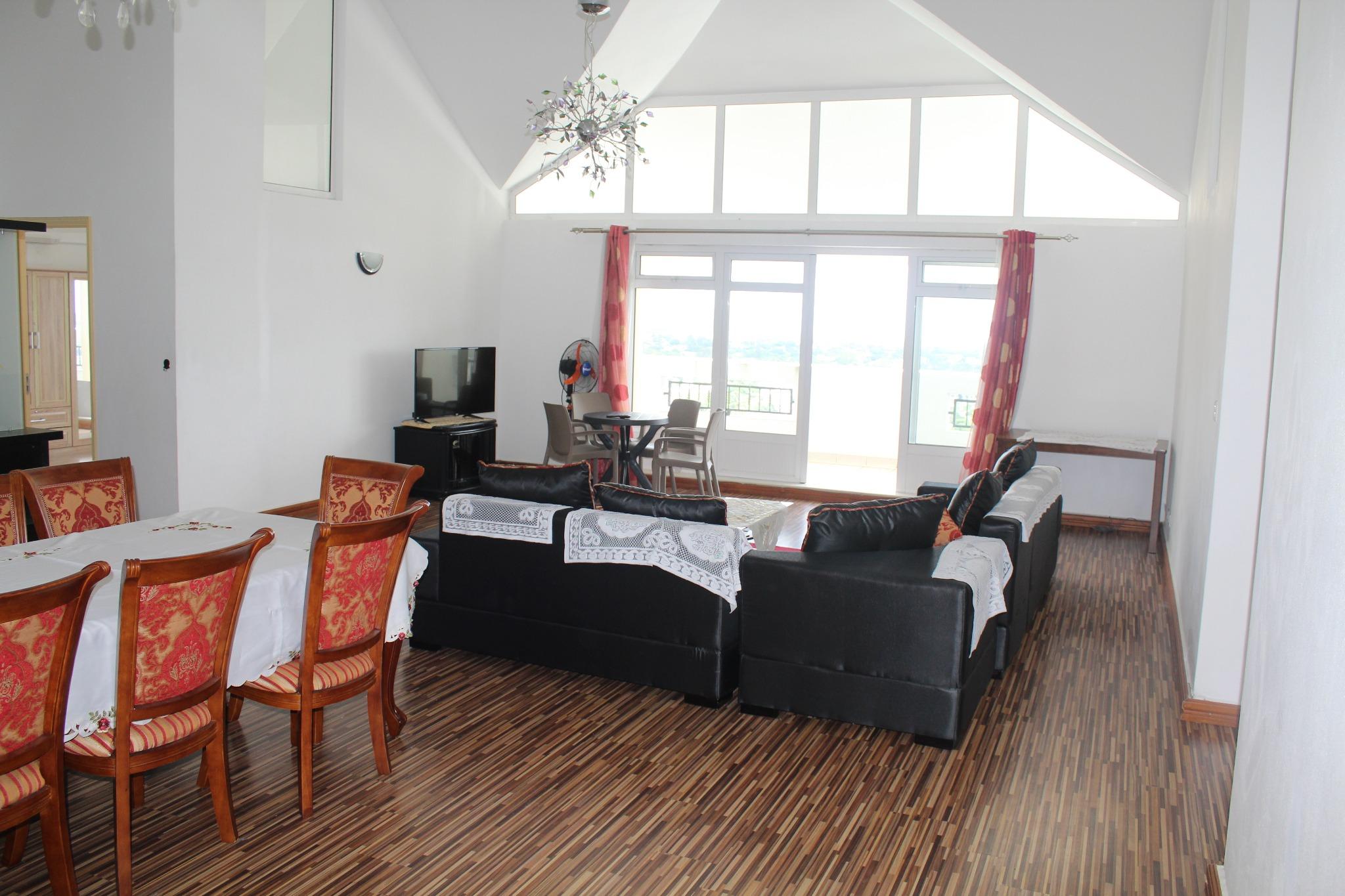 FOR SALE – Magnificent furnished and equipped penthouse of 180 m2 in Quatre-Bornes with mountain view