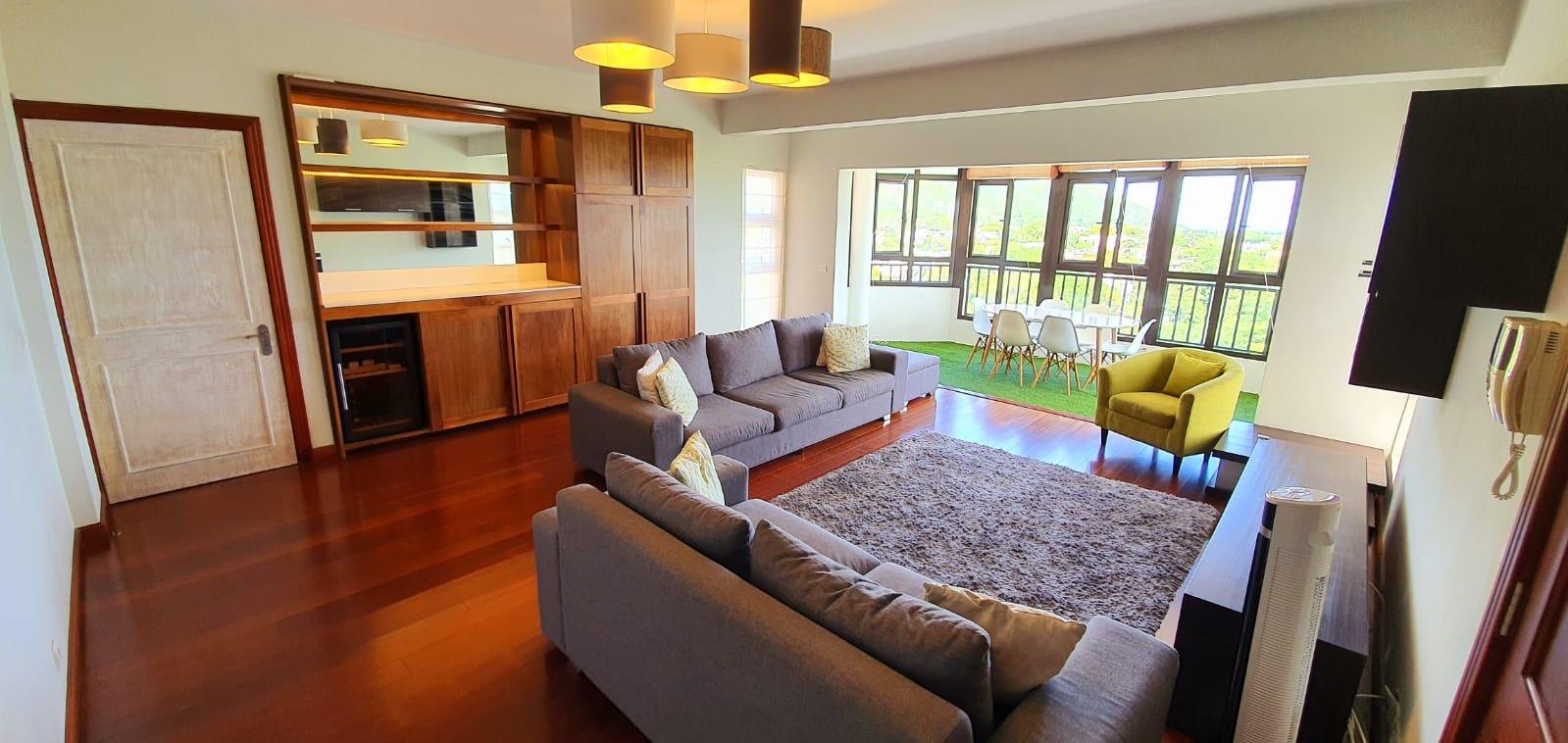 TO RENT – Charming family apartment with elevator furnished and equipped of 165 m2 located in a residence of high standing in Vieux Quatre Bornes