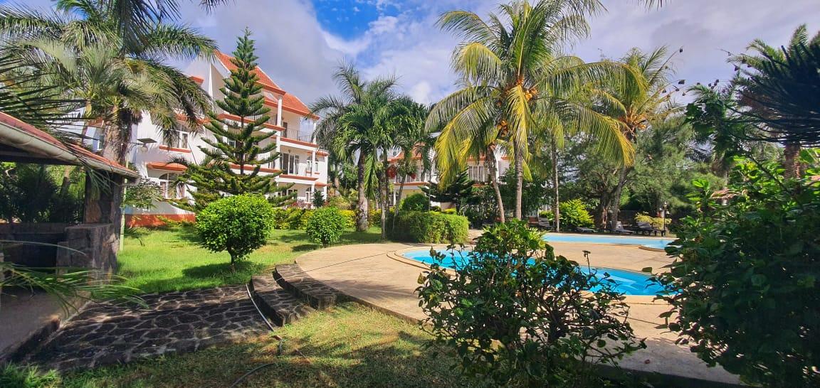 FOR SALE – This beautiful furnished and equipped residential complex located in the heart of Grand Bay