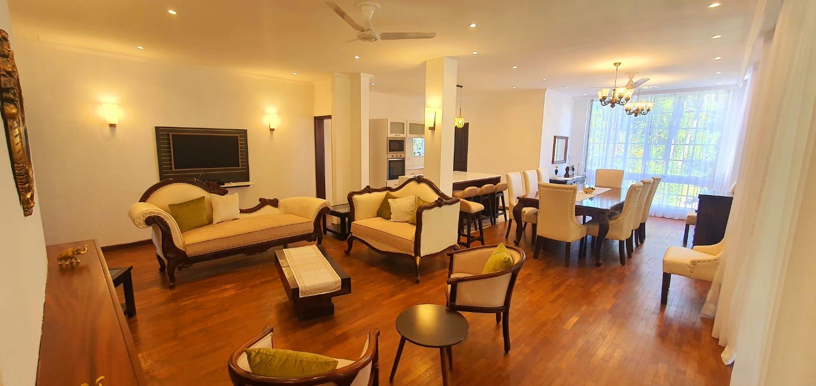 TO RENT –  this charming furnished and equipped property of 447 m2 on a land of 768 toises located in Vacoas