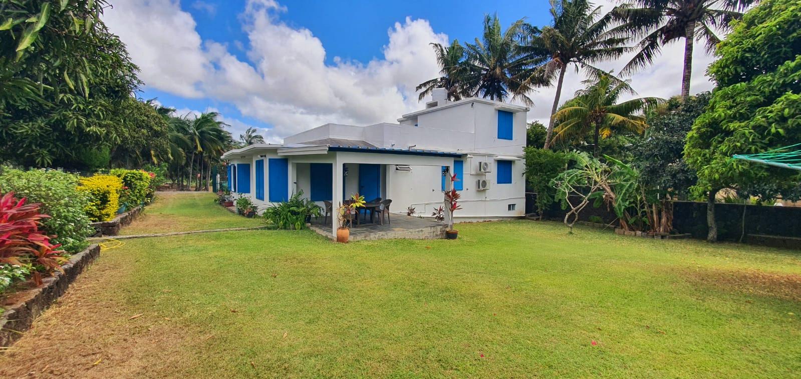 TO RENT – Very beautiful furnished and equipped house with mountains view at Trou D’eau Douce.
