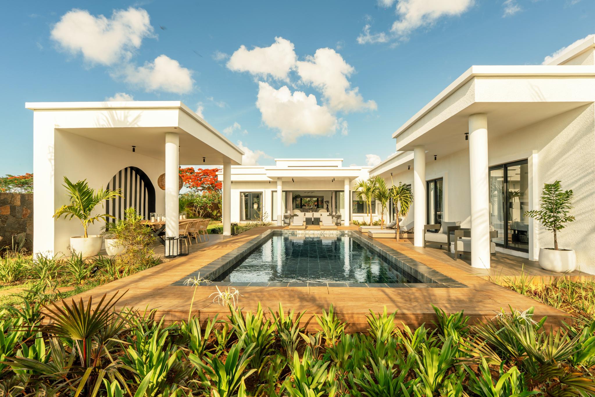 To rent : Sumptuous villa of 400 m² in Balaclava