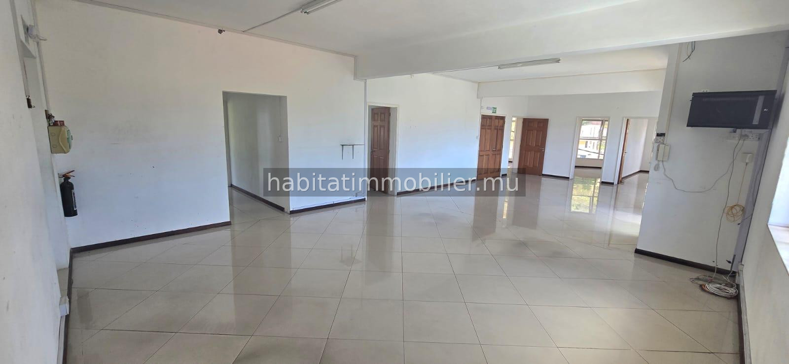 Bureau 163 m² situé à Port-Louis, à proximité de l’hôpital Jeetoo