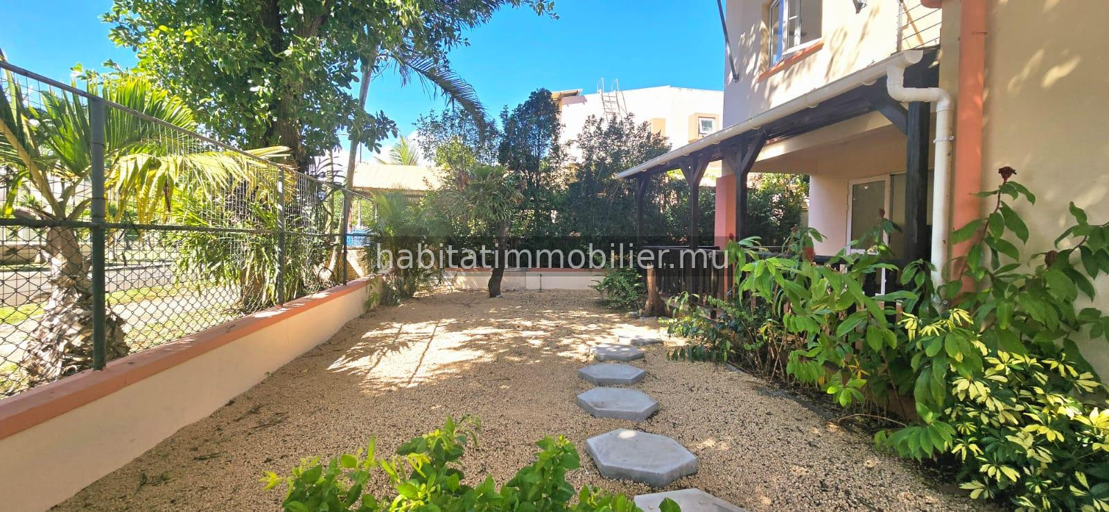 To rent : This furnished and equipped house of 153 m² in Ebene
